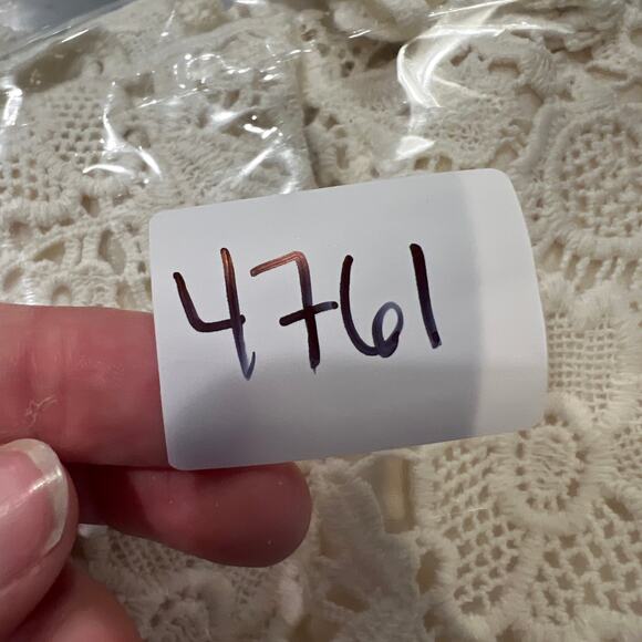 ABERCROMBIE & FITCH Women's Lace Short Size L In White - Picture 7 of 7